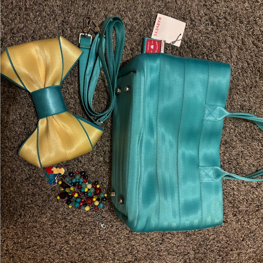 Harveys seatbelt mini streamline turquoise